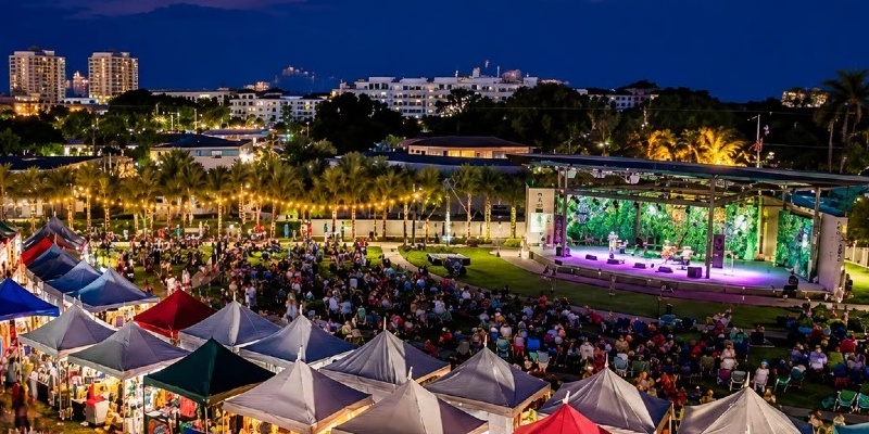 Night market and live entertainment in Boynton Beach, Florida